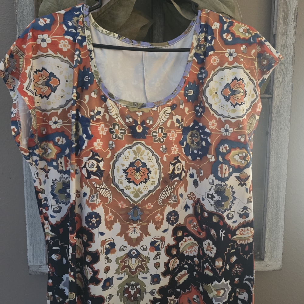 Floral Patterned Women's Top